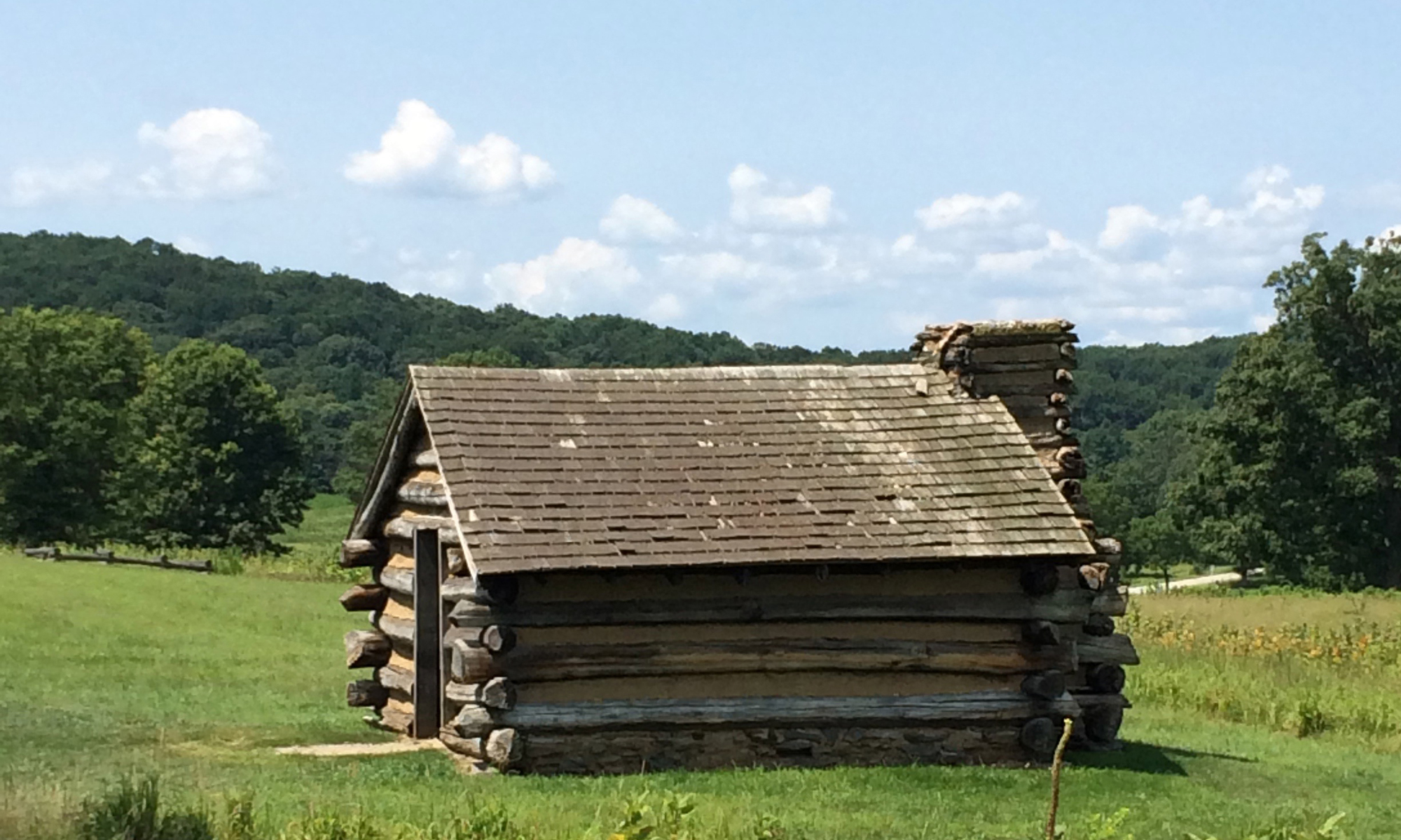 log cabin in valley forge park